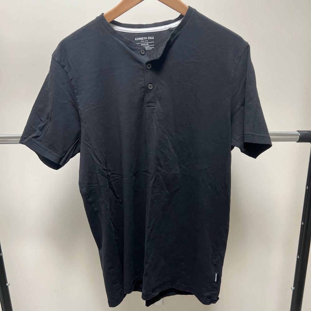 Henley black T shirt